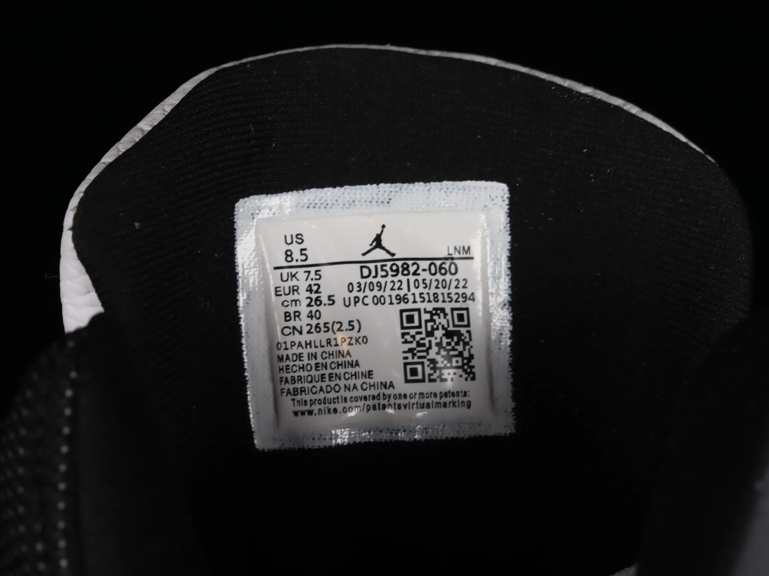 All categories Air Jordan Jordan series basketball shoes Air Jordan 13 P version pure original Air Jordan 13 "Black Flint" AJ13 Joe 13 black and white gray DJ5982-060